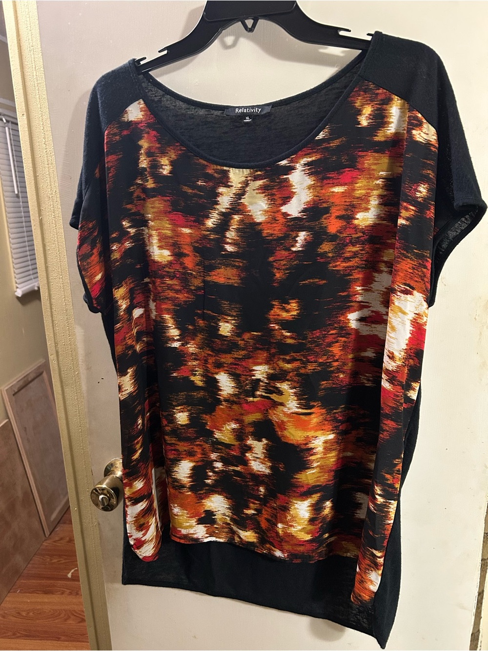 Relativity Black Short-Sleeve Top with Orange & Red Abstract Print on Black
